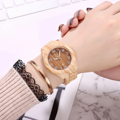 2022 New Fashion Wooden Watch Women's Watches Imitation Wood Leather Band Quartz Wristwatches Ladies Free Shipping Montre Femme