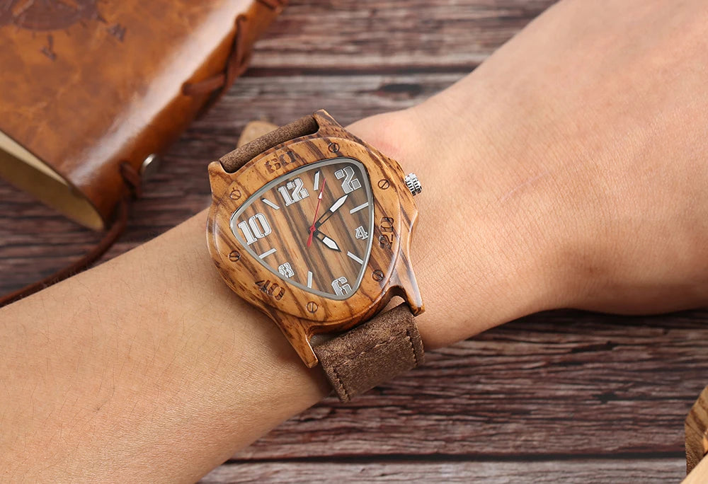 Unique Wooden Watches for Men Sport Racing Design Geometric Triangle Man's Quartz Watch Bamboo Relogio Masculino Orologio Uomo