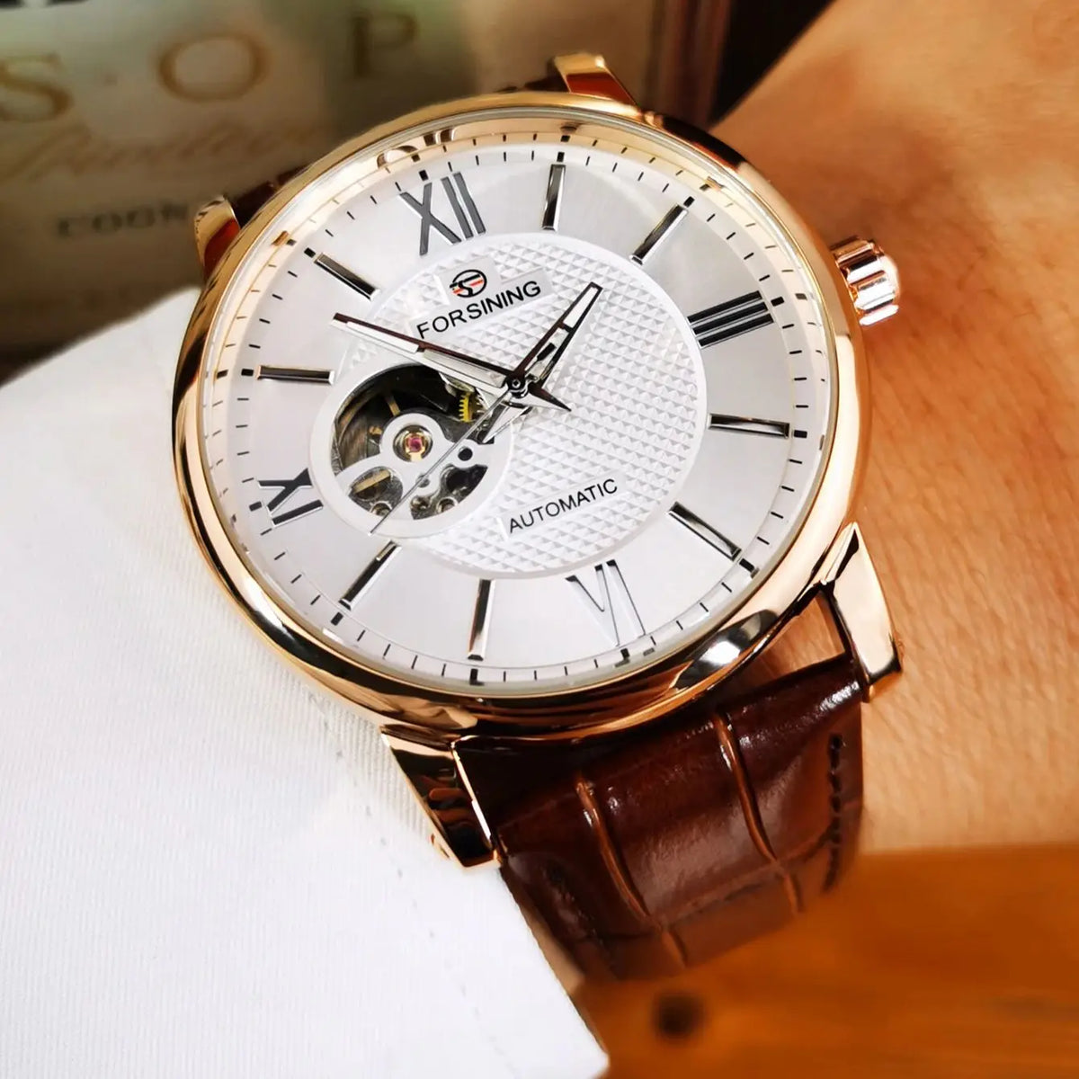 Fashion Mechanical Watch for Men Green Skeleton Dial Business Automatic Mens Watches Top Brand Luxury Forsining Wristwatches New