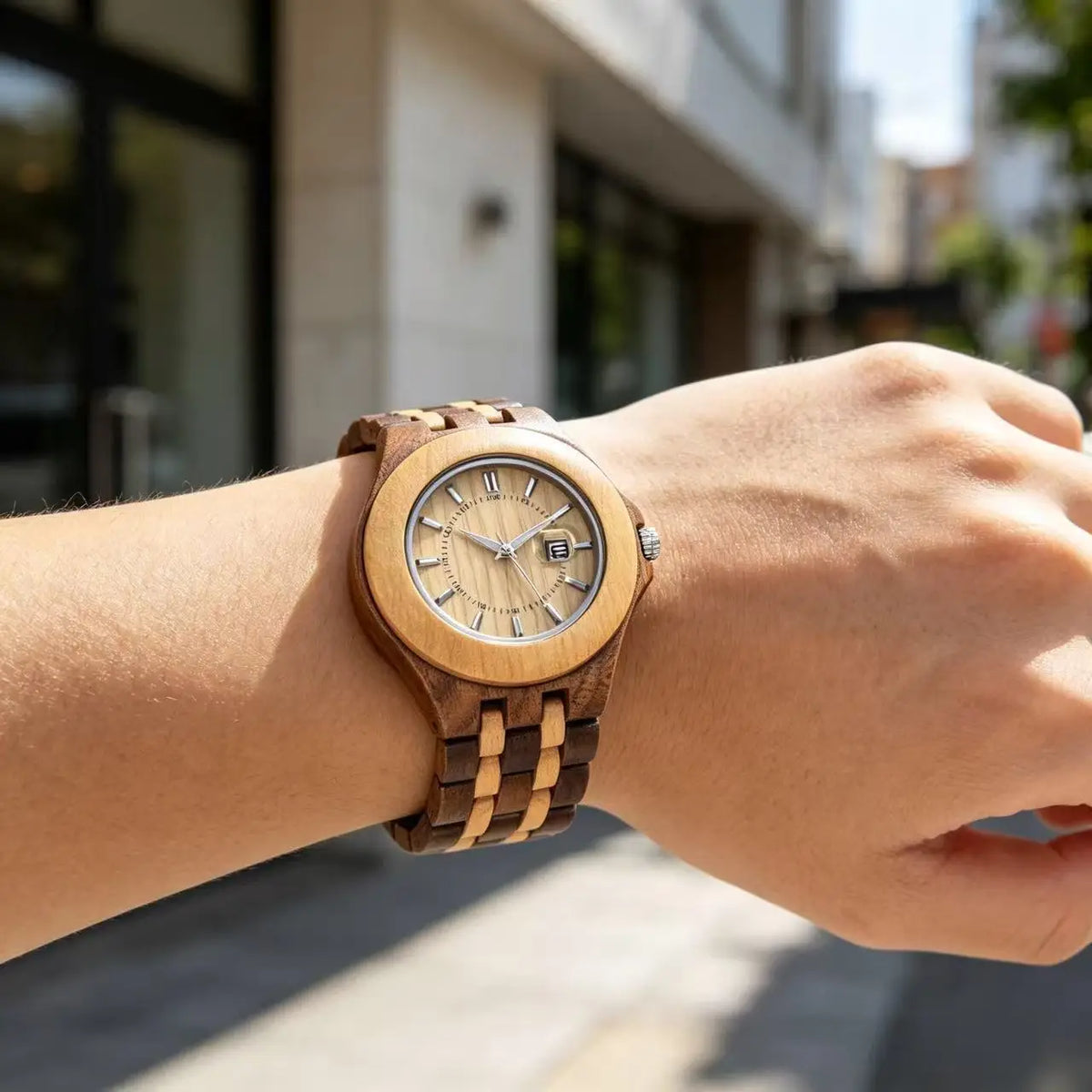Fashion Men Natural Wood Watch Luminous Dial Date Calendar Fold Clasp Lightweight Casual Quartz Wristwatch