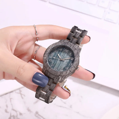 2022 New Fashion Wooden Watch Women's Watches Imitation Wood Leather Band Quartz Wristwatches Ladies Free Shipping Montre Femme